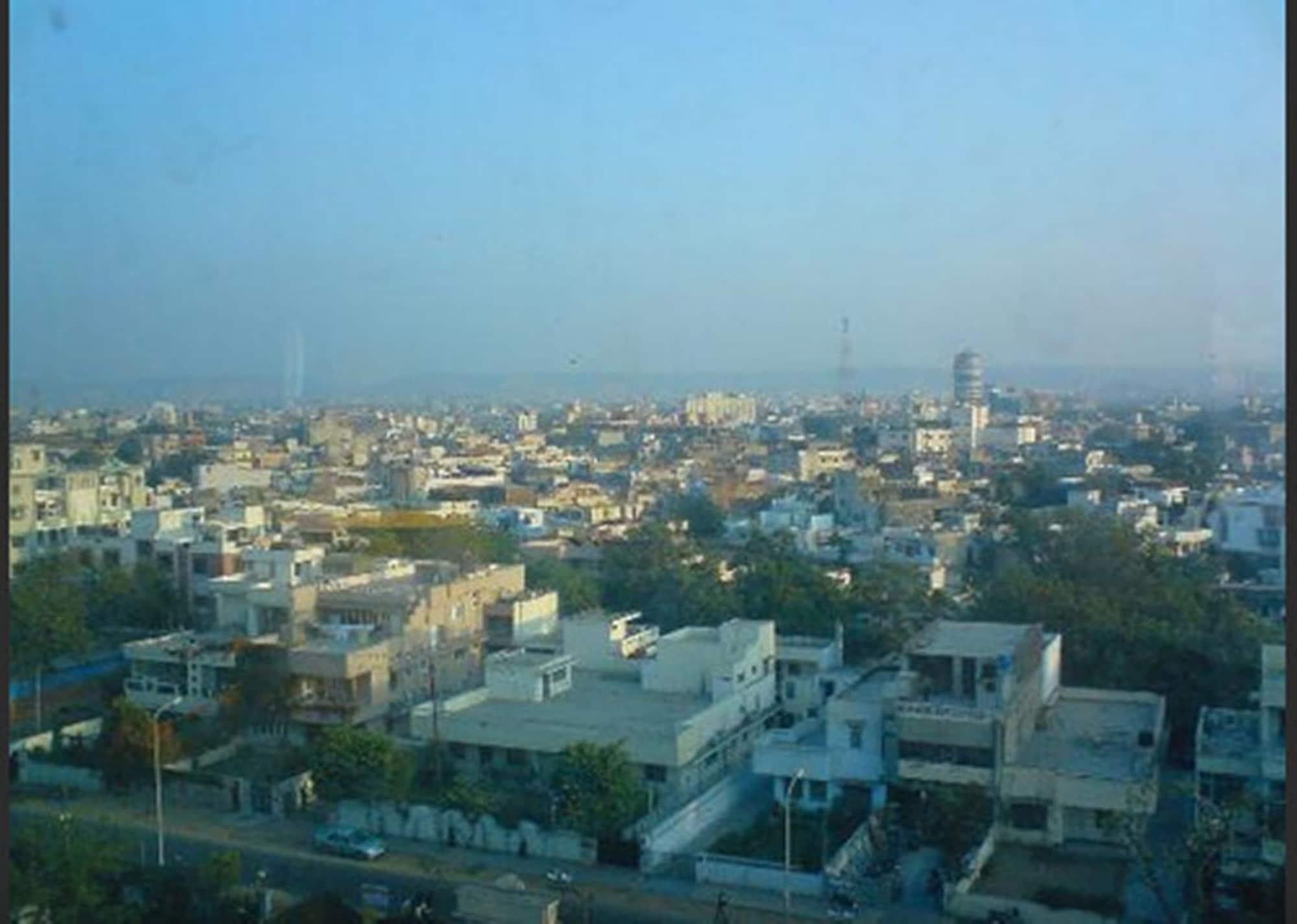 Royal Orchid Central Jaipur, Bani Park מראה חיצוני תמונה