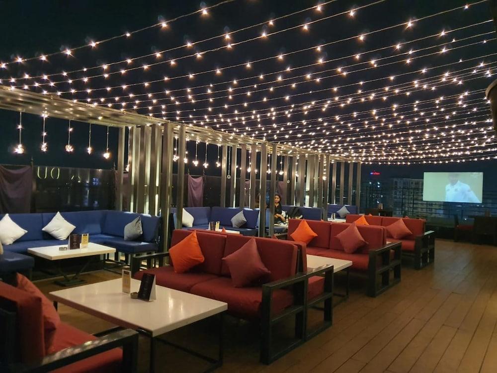 Royal Orchid Central Jaipur, Bani Park מראה חיצוני תמונה